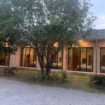 Alinda Resort Phetchaburi Bagian luar foto