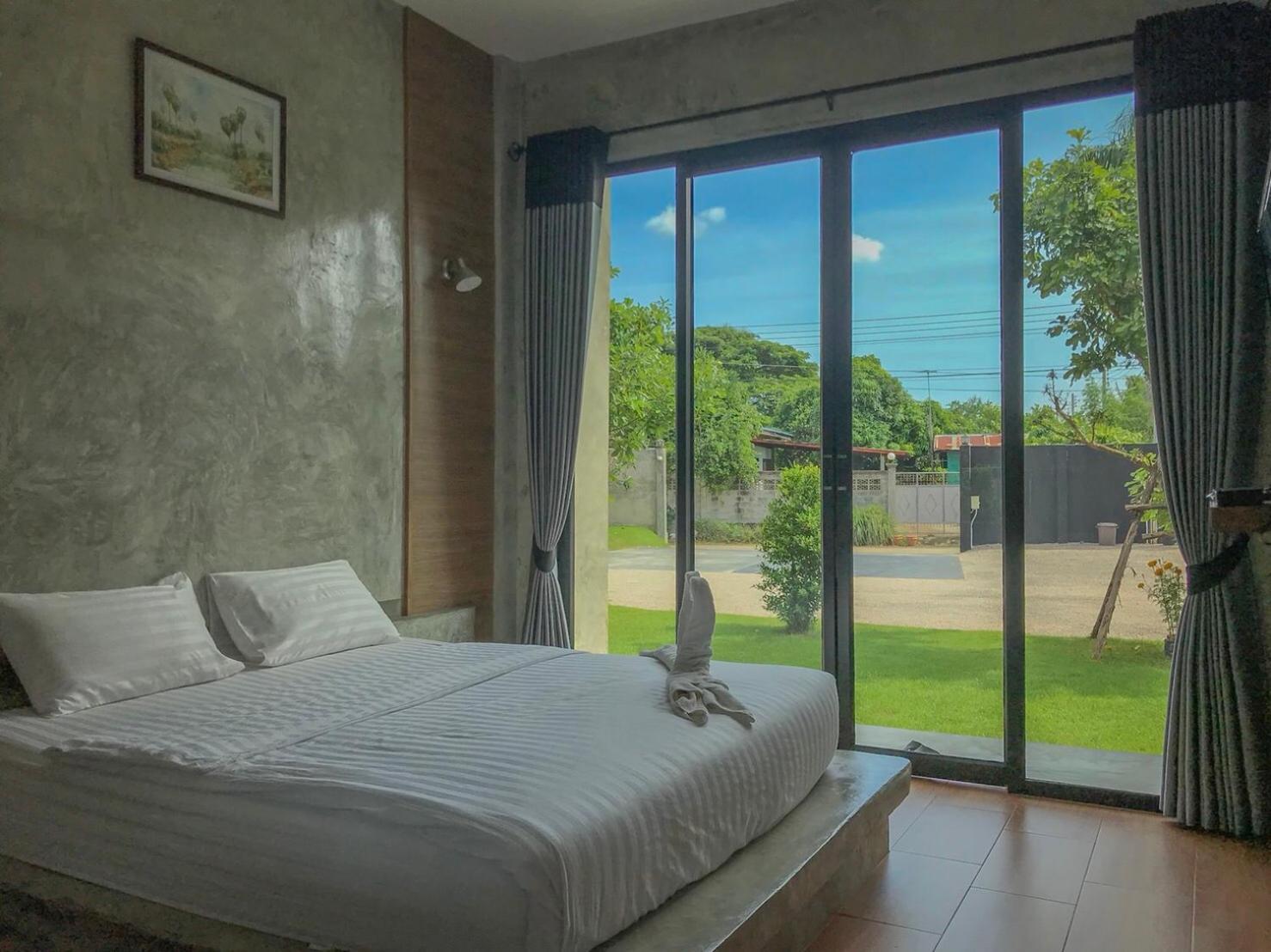 Alinda Resort Phetchaburi Bagian luar foto