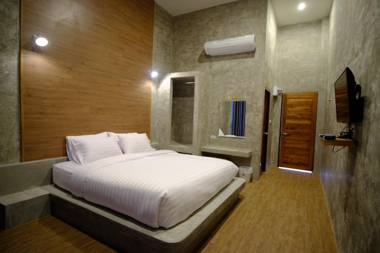 Alinda Resort Phetchaburi Bagian luar foto
