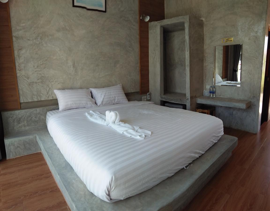 Alinda Resort Phetchaburi Bagian luar foto