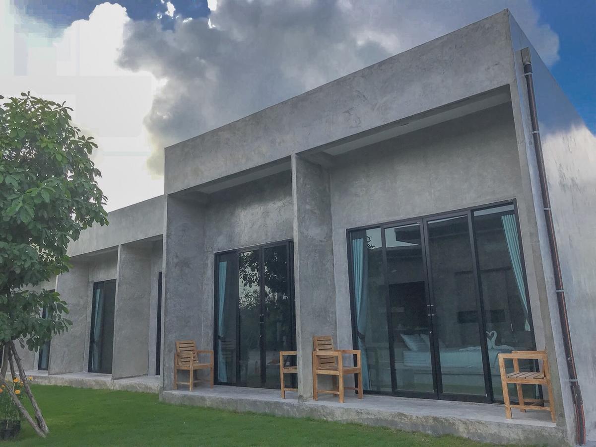 Alinda Resort Phetchaburi Bagian luar foto