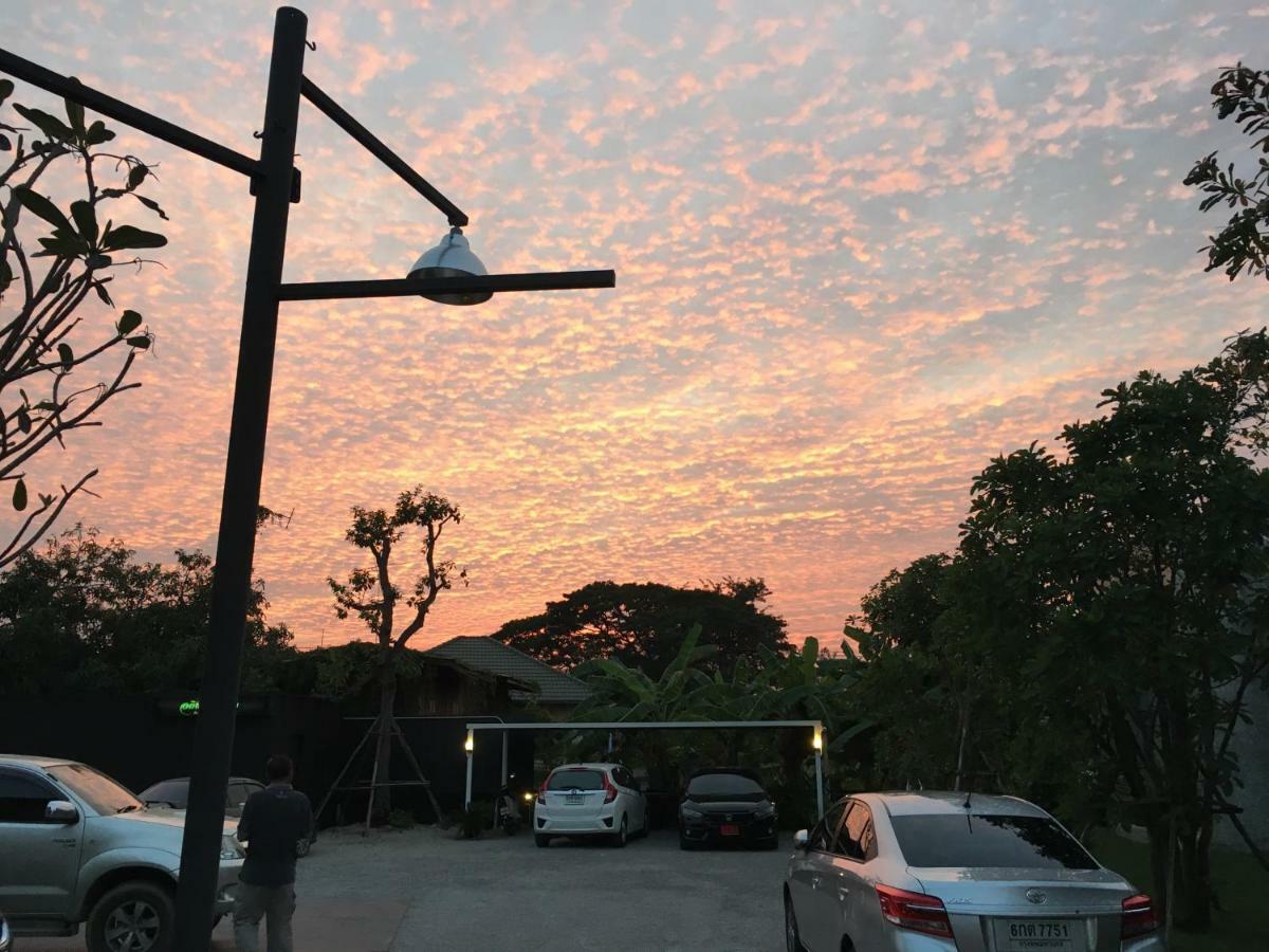 Alinda Resort Phetchaburi Bagian luar foto