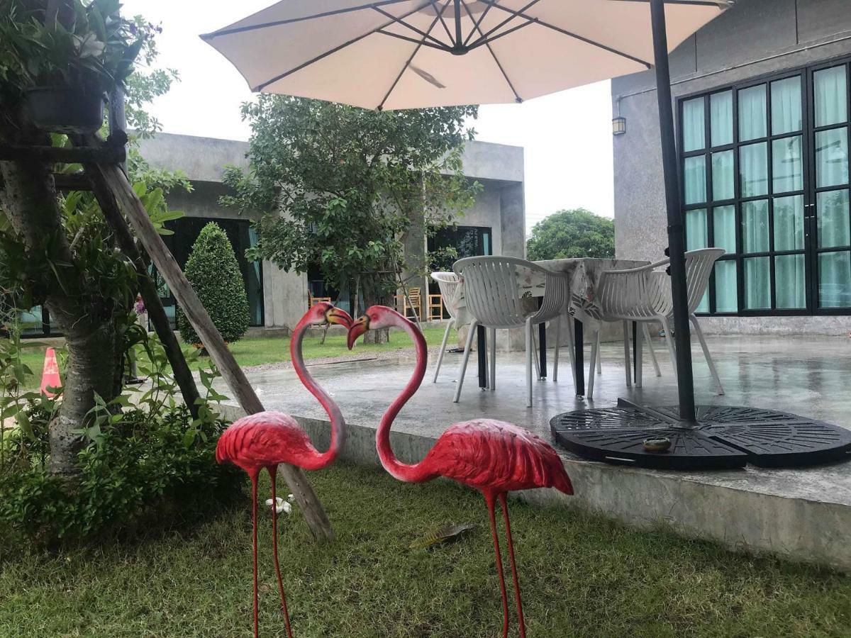Alinda Resort Phetchaburi Bagian luar foto