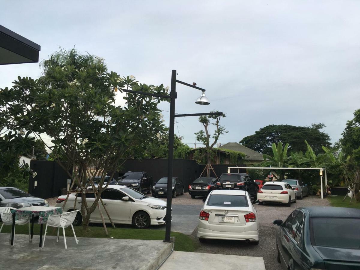 Alinda Resort Phetchaburi Bagian luar foto